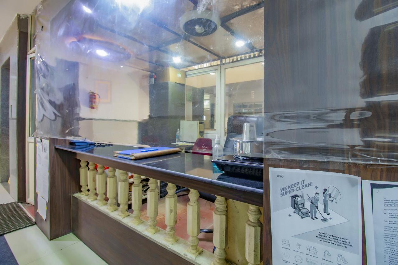 SPOT ON 77312 Indirasagar Executive Hotel Kolhapur Bagian luar foto